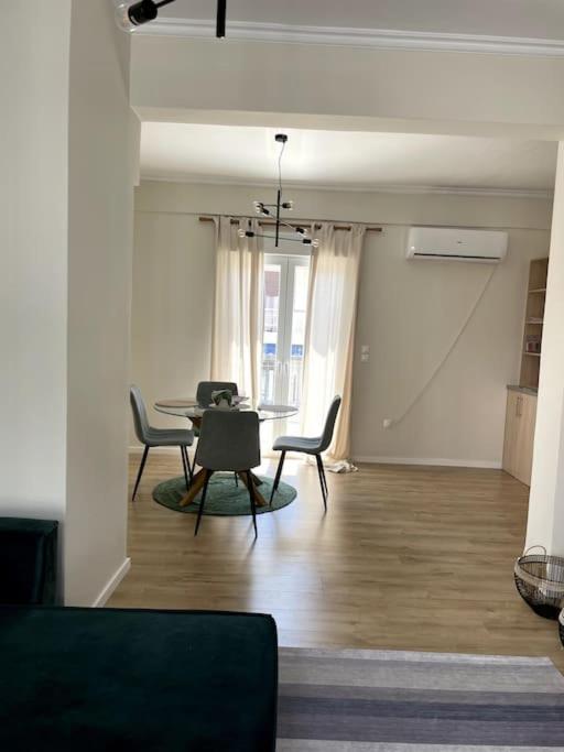 Apartamento Luxury Penthouse In Pagrati Atenas Exterior foto