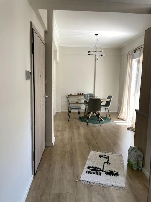 Apartamento Luxury Penthouse In Pagrati Atenas Exterior foto