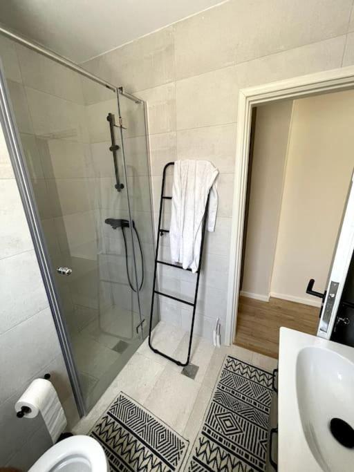 Apartamento Luxury Penthouse In Pagrati Atenas Exterior foto