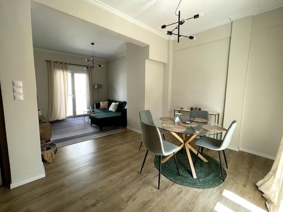 Apartamento Luxury Penthouse In Pagrati Atenas Exterior foto